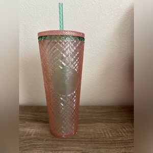 Starbuck cups